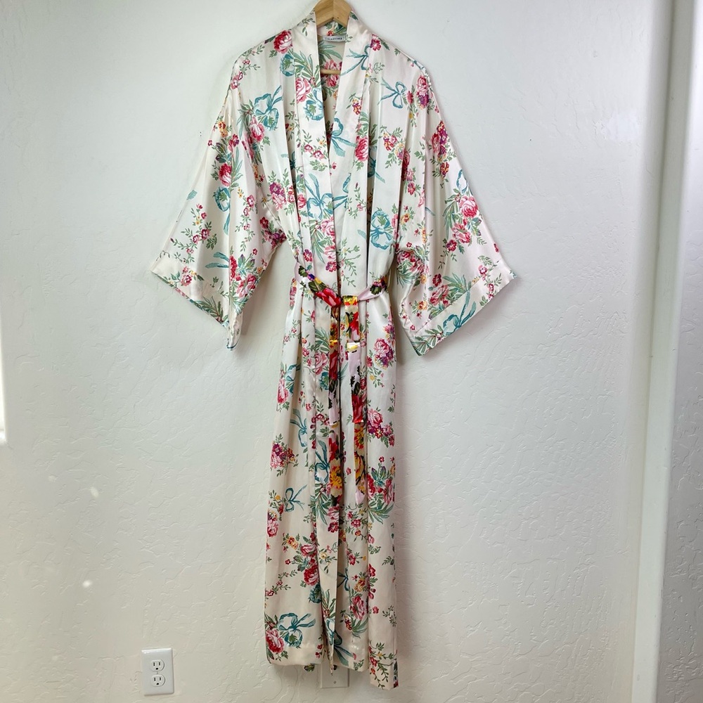 Natori Vintage Long Satin Cream Multicolor Floral Feminine Women’s Robe
